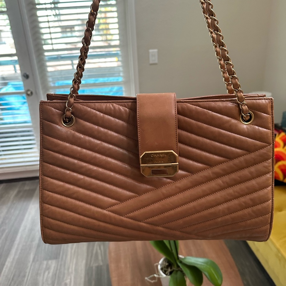 Chanel Gabrielle Tote Leather Bag - Picture 8 of 14